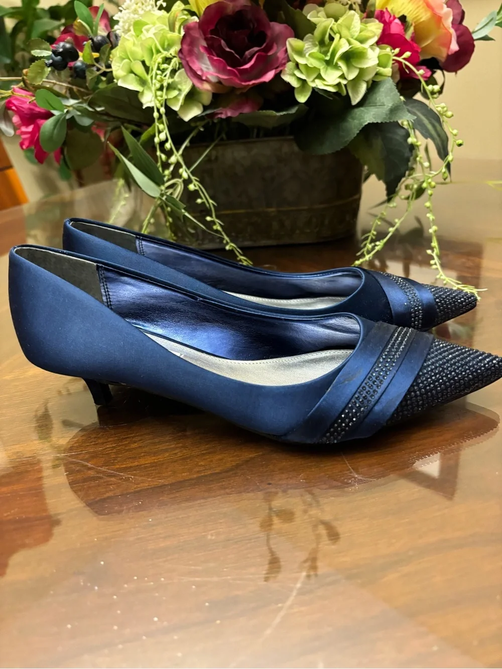 Nina sleek navy